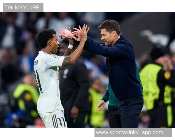 曼城主场领先皇马吕迪格失误送点哈兰德点射罗德里戈破门