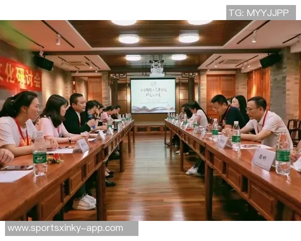 媒体人分析布朗的决策与马祖拉最佳教练评选的前景探讨